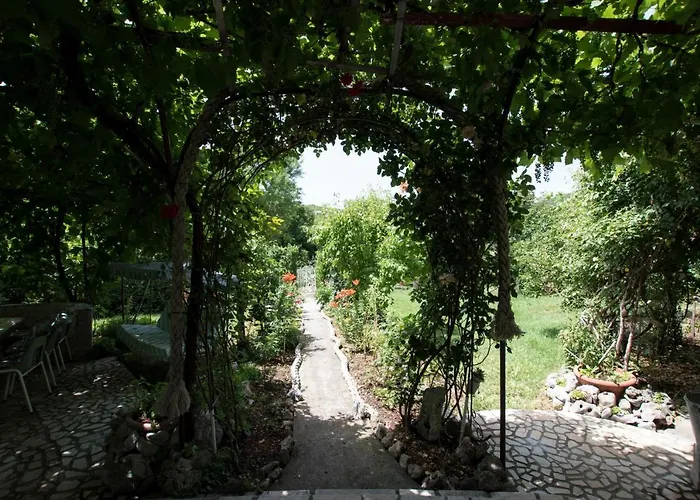 Apartment Frkovic Ledenice