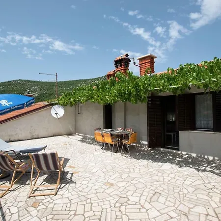 Apartment Frkovic *