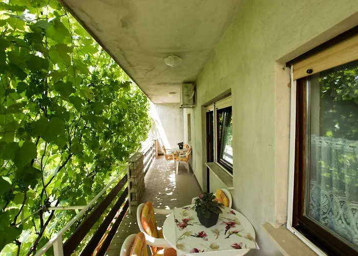 Frkovic Appartement *